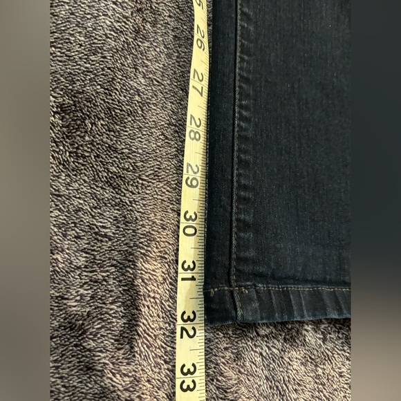 Thyme Regular Fit Maternity Jeans - Picture 4 of 7